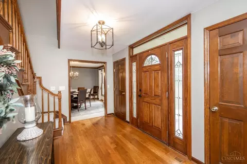 Entry Way - 11040 Toddtee Ln, Montgomery, OH 45242 photo 2 of 4