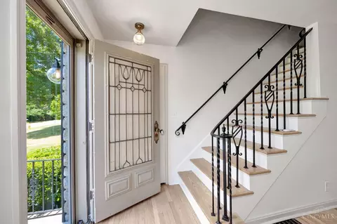 Entry Way - 3394 Algus Ln, Cincinnati, OH 45248 photo 1 of 4