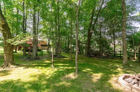 Exterior - 870 Gorham Dr, Cincinnati, OH 45245 photo 5 of 6