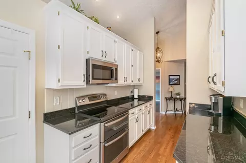 Kitchen - 870 Gorham Dr, Cincinnati, OH 45245 photo 1 of 2