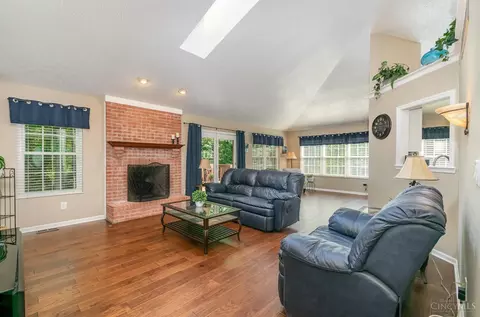 Living - 870 Gorham Dr, Cincinnati, OH 45245 photo 2 of 3