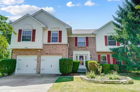 3832 Bach Grove Ct, Amelia, OH 45102