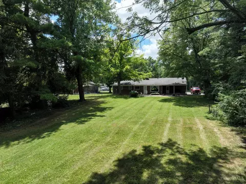 Exterior - 588 Beechtree Dr, Cincinnati, OH 45224 photo 16 of 21