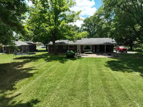 Exterior - 588 Beechtree Dr, Cincinnati, OH 45224 photo 19 of 21