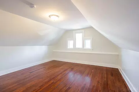 Bedroom - 1421 Pullan Ave, Cincinnati, OH 45223 photo 6 of 6