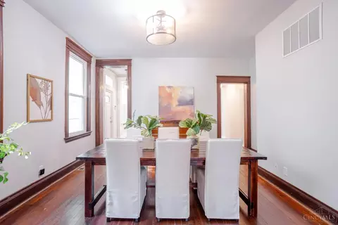 Dining - 1421 Pullan Ave, Cincinnati, OH 45223 photo 2 of 2