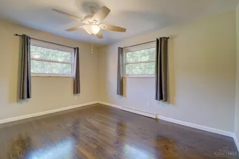 6696 Greentree Dr, Cincinnati, OH 45224 photo 20