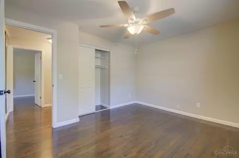 6696 Greentree Dr, Cincinnati, OH 45224 photo 18