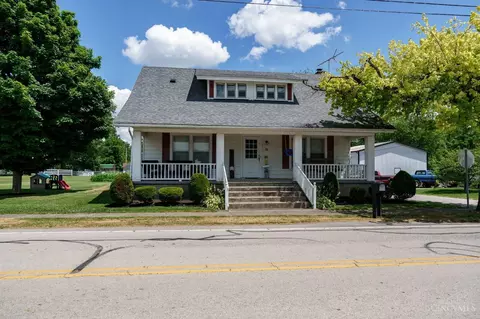 19 High St, Mowrystown, OH 45155