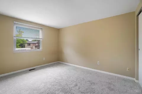 Bedroom - 12053 Hazelhurst Dr, Cincinnati, OH 45240 photo 5 of 5