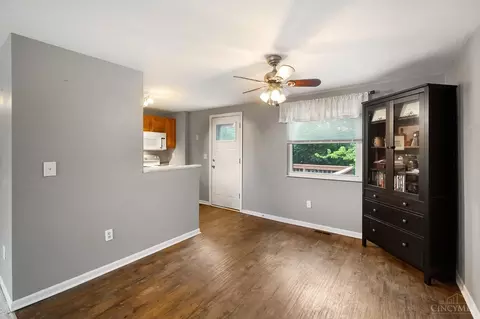 Living - 12053 Hazelhurst Dr, Cincinnati, OH 45240 photo 7 of 10