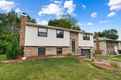 Exterior - 12053 Hazelhurst Dr, Cincinnati, OH 45240 photo 2 of 15