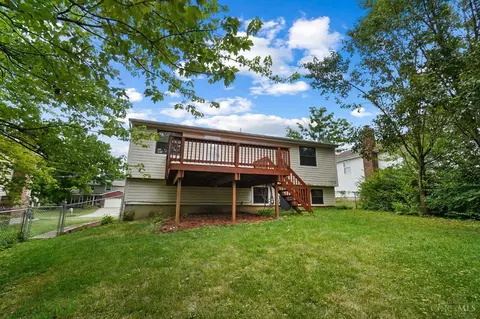 Exterior - 12053 Hazelhurst Dr, Cincinnati, OH 45240 photo 7 of 15