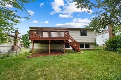 Exterior - 12053 Hazelhurst Dr, Cincinnati, OH 45240 photo 6 of 15