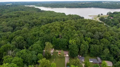 5780 Ellis Ln, Hillsboro, OH 45133