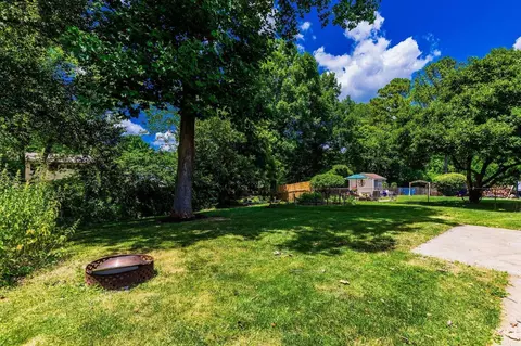 Exterior - 8433 Mockingbird Ln, Cincinnati, OH 45231 photo 5 of 6