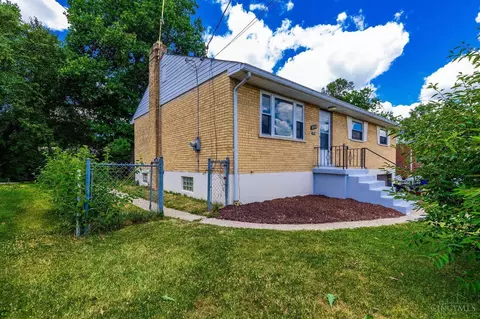 Exterior - 8433 Mockingbird Ln, Cincinnati, OH 45231 photo 3 of 6