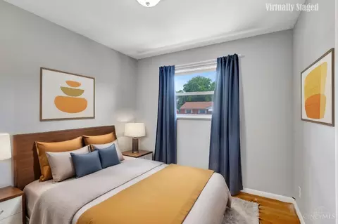Bedroom - 8433 Mockingbird Ln, Cincinnati, OH 45231 photo 1 of 10