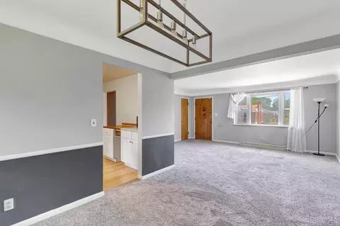 Living - 8433 Mockingbird Ln, Cincinnati, OH 45231 photo 7 of 7