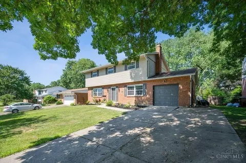 1567 Pinebluff Ln, Cincinnati, OH 45255 photo 3
