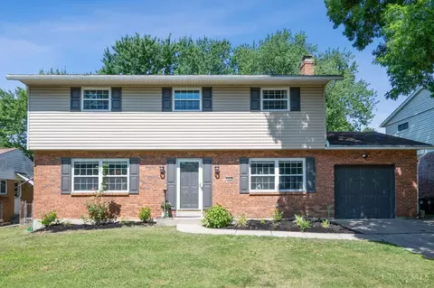1567 Pinebluff Ln, Cincinnati, OH 45255