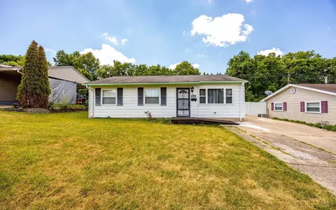 1449 Wichita Dr, New Miami, OH 45013
