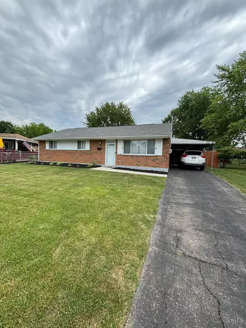 4636 Clayton Dr, Cincinnati, OH 45244