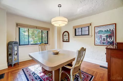 Dining - 6013 Robison Rd, Cincinnati, OH 45213 photo 1 of 2