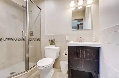 Bath - 6013 Robison Rd, Cincinnati, OH 45213 photo 1 of 4
