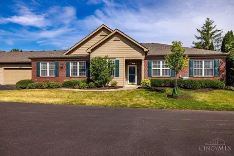 6853 Gentry Ln, Mason, OH 45040