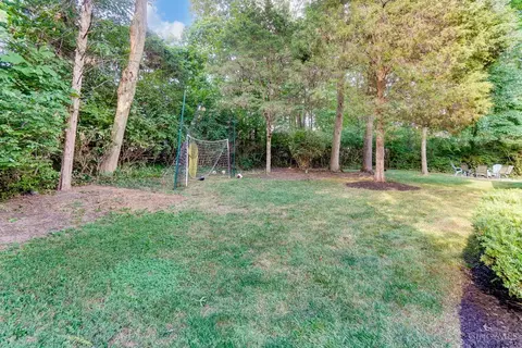 Exterior - 8944 Cypresspoint Ln, Cincinnati, OH 45249 photo 6 of 6