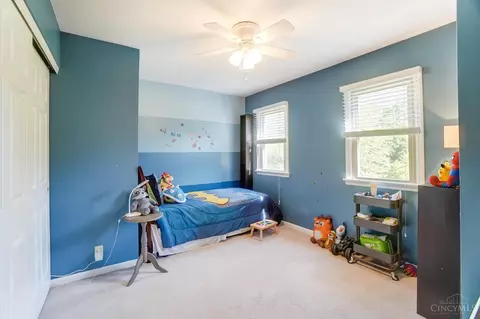 Bedroom - 8944 Cypresspoint Ln, Cincinnati, OH 45249 photo 6 of 7