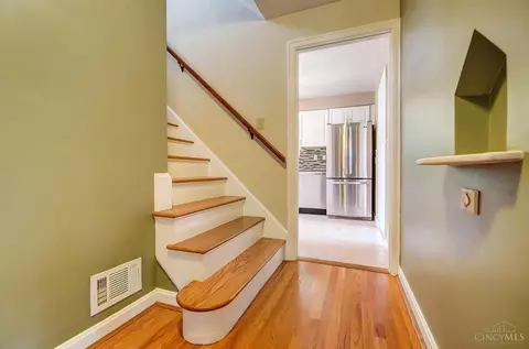 335 Bob Dr, Cincinnati, OH 45238 photo 12