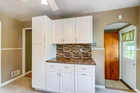 335 Bob Dr, Cincinnati, OH 45238 photo 9