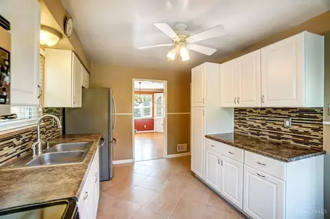 335 Bob Dr, Cincinnati, OH 45238 photo 10