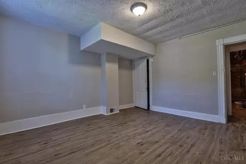 643 Delhi Ave, Cincinnati, OH 45204 photo 19