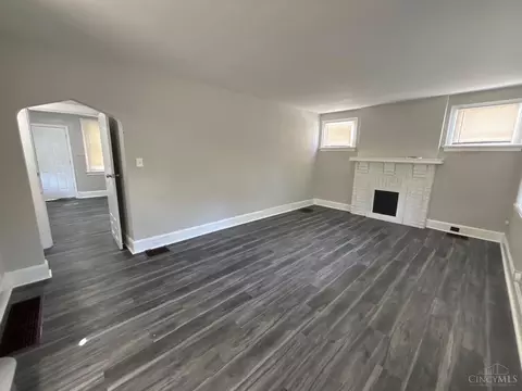 2768 Shaffer Ave, Cincinnati, OH 45211 photo 2