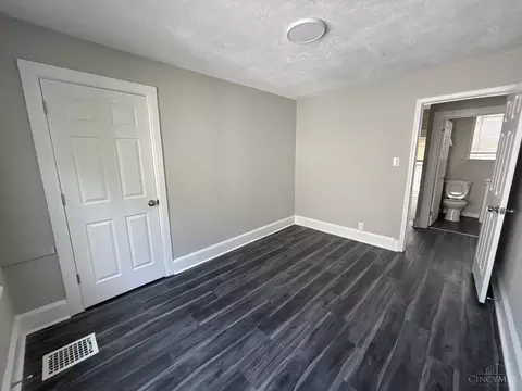 2768 Shaffer Ave, Cincinnati, OH 45211 photo 8