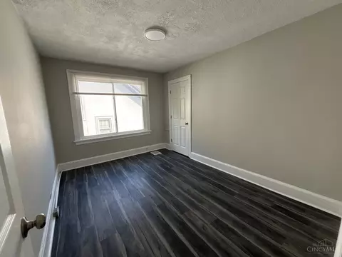 2768 Shaffer Ave, Cincinnati, OH 45211 photo 7