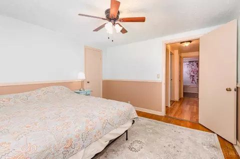 Bedroom - 4412 Foley Rd, Cincinnati, OH 45238 photo 7 of 9