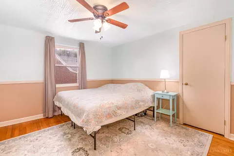 Bedroom - 4412 Foley Rd, Cincinnati, OH 45238 photo 6 of 9