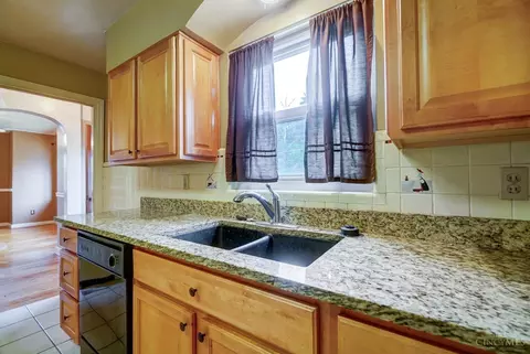 2488 Ferguson Rd, Cincinnati, OH 45238 photo 20