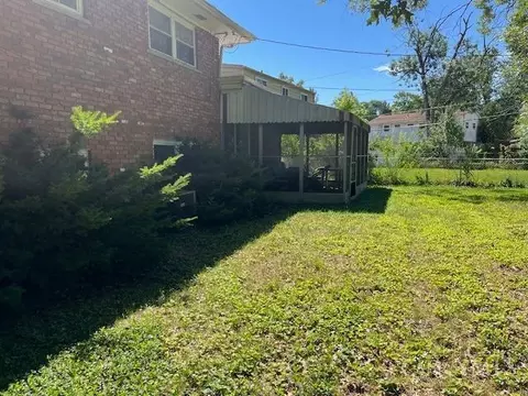 61 Hayden Dr, Greenhills, OH 45218 photo 19