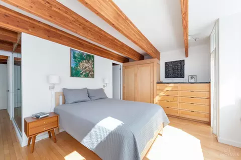 325 Collins Ave, Cincinnati, OH 45202 photo 24