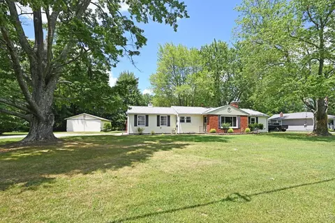 2987 St Rt 133, Bethel, OH 45106