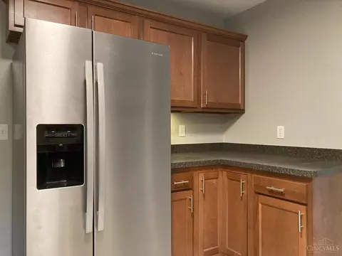 516 Morrvue Dr, Cincinnati, OH 45238 photo 5