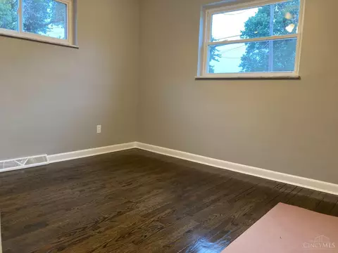 516 Morrvue Dr, Cincinnati, OH 45238 photo 10