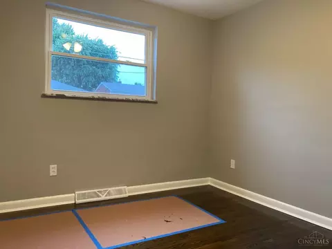 516 Morrvue Dr, Cincinnati, OH 45238 photo 8