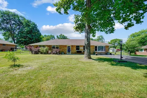 4945 Todd Rd, Franklin, OH 45005