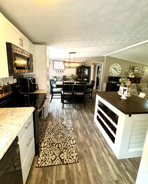 Kitchen - 6301 Beech Fork Rd, Otway, OH 45657 photo 1 of 3